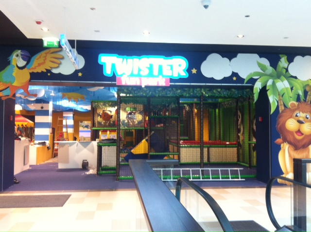 TWISTER - trgovački centar POINT fotografija_TWISTER